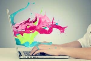 "Digital first!" lautet die Devise. (Photocredit: SIphotography via depositphotos)